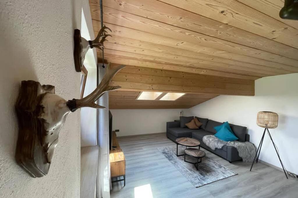 Gemuetliche Ferienwohnung Im Dg Am Tegernsee - Bergblick, Ruhe & Ganz Viel Platz Бад-Вісзе Екстер'єр фото