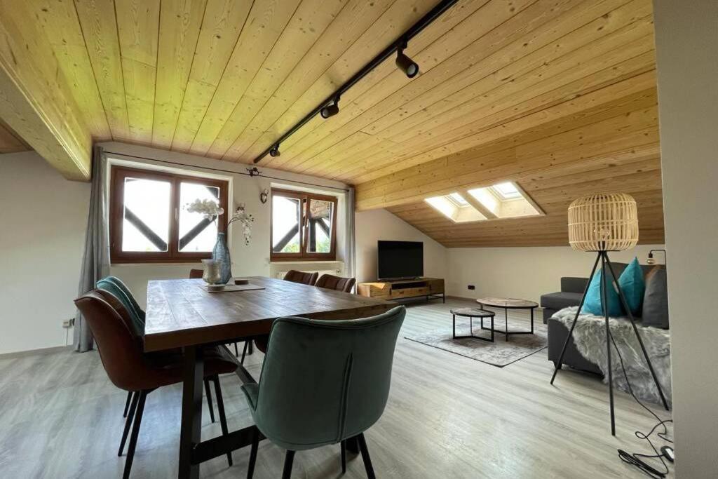 Gemuetliche Ferienwohnung Im Dg Am Tegernsee - Bergblick, Ruhe & Ganz Viel Platz Бад-Вісзе Екстер'єр фото